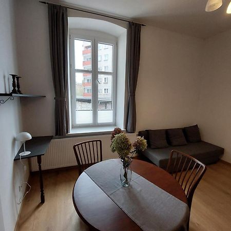 Apartament คาเมียนนา กูรา ภายนอก รูปภาพ